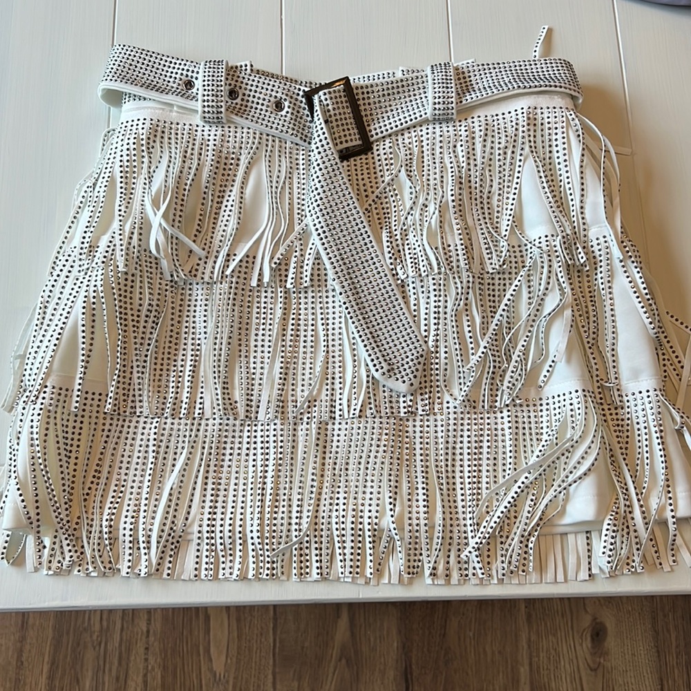 Sparkly fringe skirt!